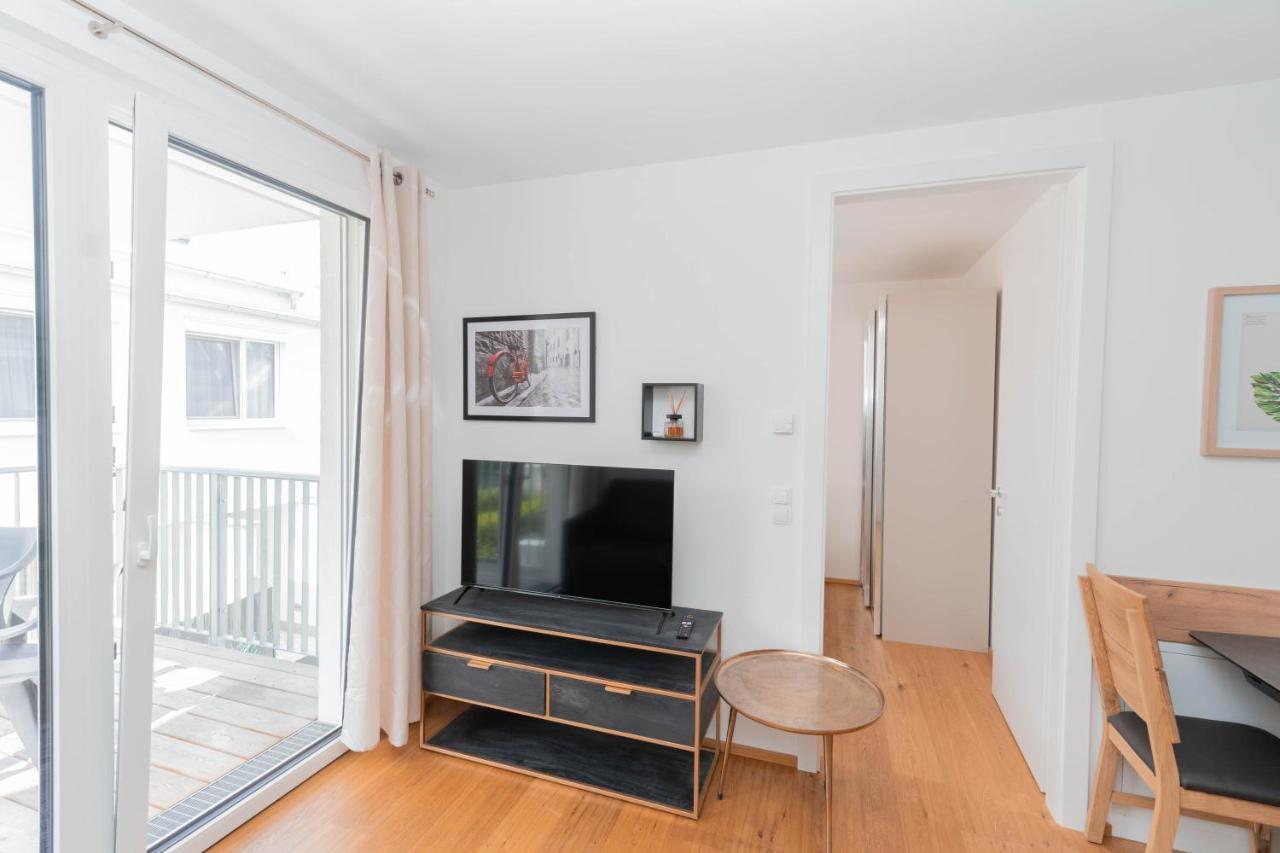 Modern Apartment With Big Balcony Near City Center Wenen Buitenkant foto